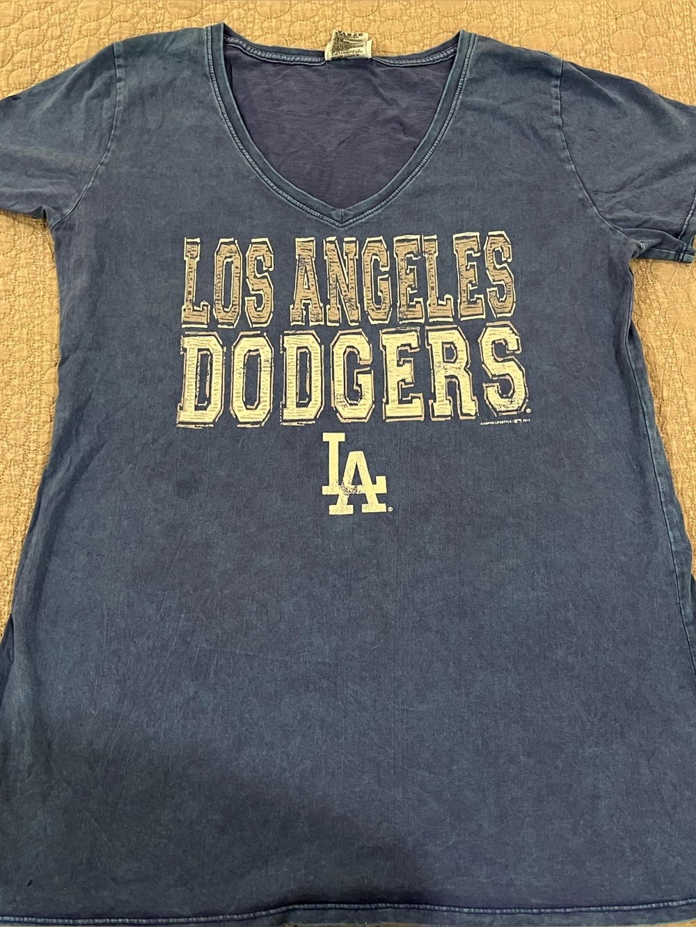 Los Angeles Dodgers women’s Navy V-Neck Tee - Team Logo
